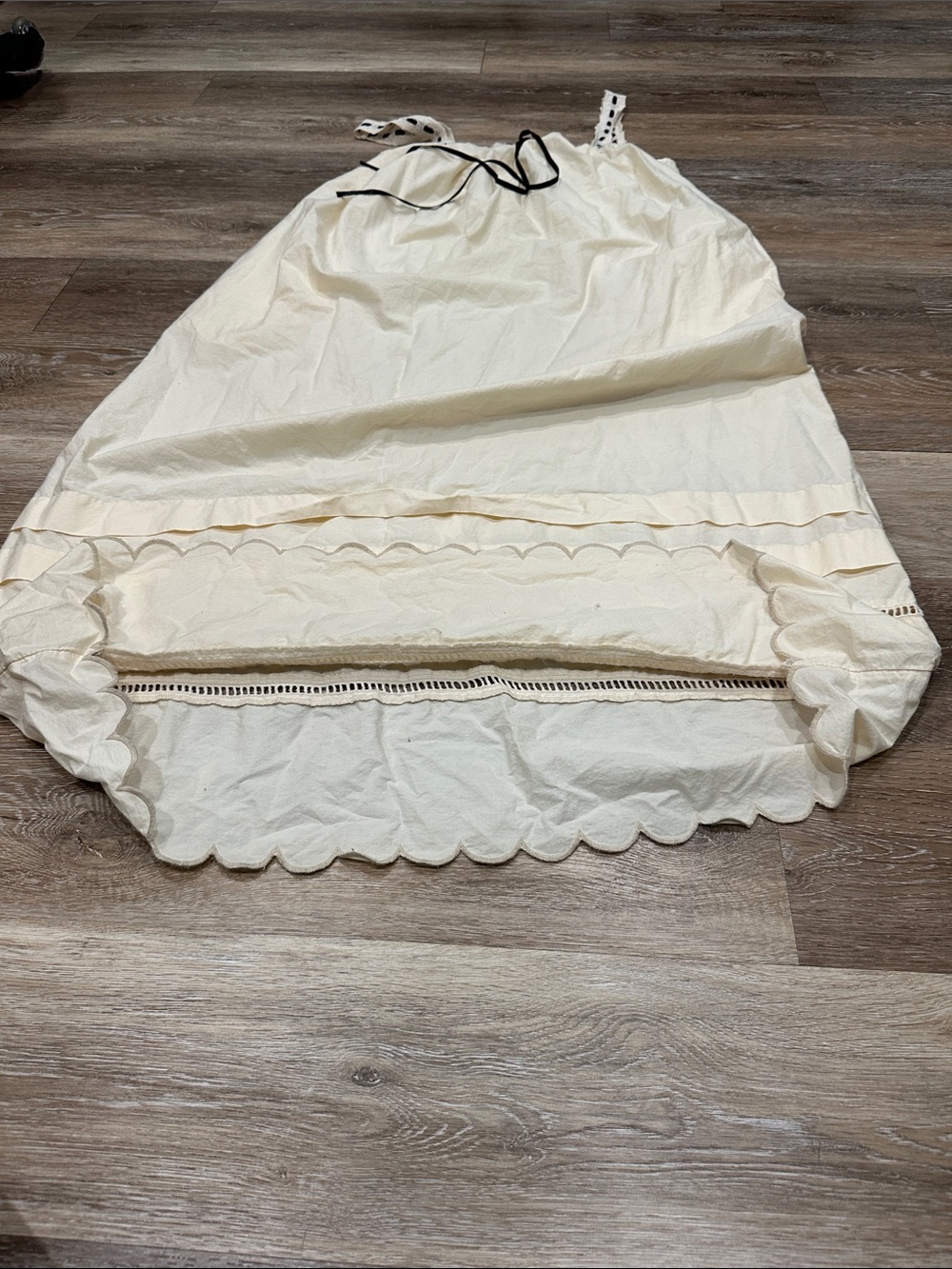 Anthropologie Cream Eyelet Maxi Dress with Black Tie - Picture 7 of 11